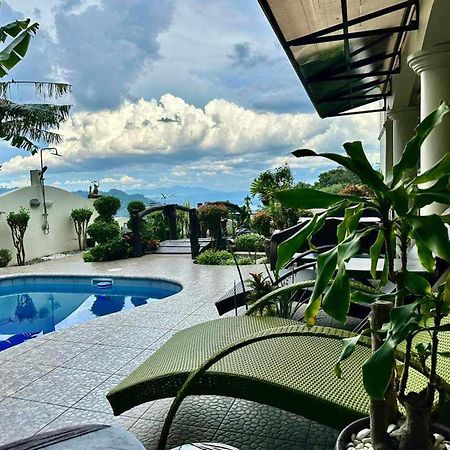 טגאיטאי Avana Hills Tagaytay Villa מראה חיצוני תמונה