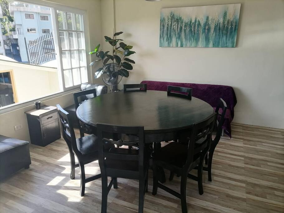 טגאיטאי Avana Hills Tagaytay Villa מראה חיצוני תמונה