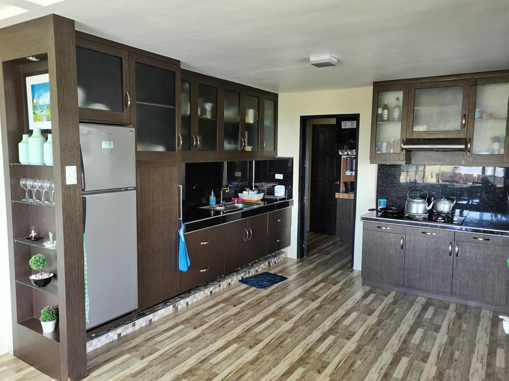 טגאיטאי Avana Hills Tagaytay Villa מראה חיצוני תמונה